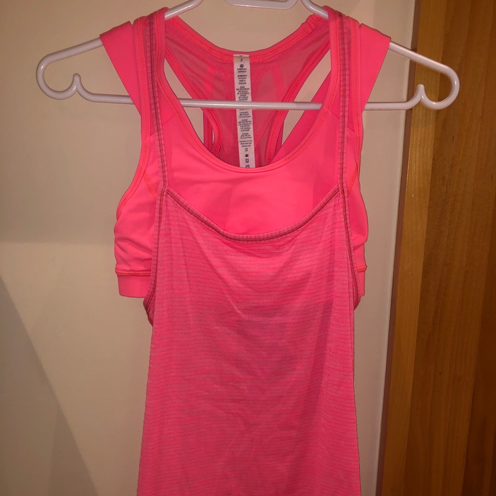 Lululemon top